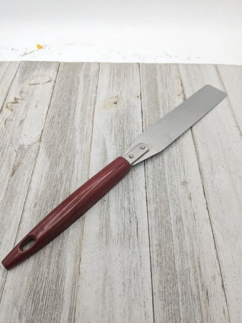 Vintage Stanley Cake Icing Spatula Stainless Steel Maroon Handle USA 11 1/4